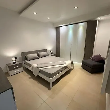 Modern 3 Bedroom With 2 Car Garage Is-Swieqi